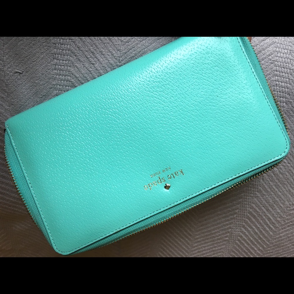 Kate Spade Passport Holder/Wallet Clutch